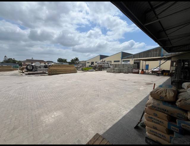 6,366M² WAREHOUSE TO LET IN KULEKA